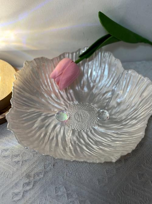 祁县盈泰玻璃器皿 匠心淬炼，透明之美的品质坚守